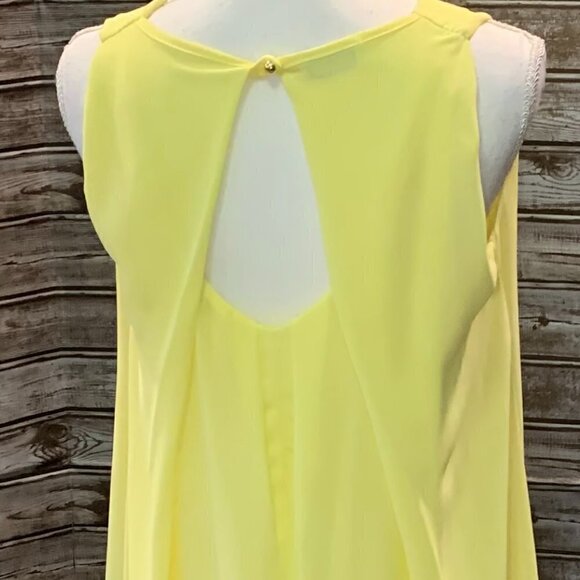🔥🔥SALE🔥🔥CATHERINE LILLYWHITE'S Yellow Sleeveless Flowing Mini Dress - Picture 6 of 7